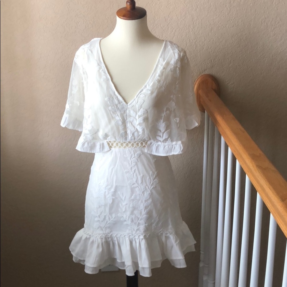 White Lace Cape Sleeve Mini